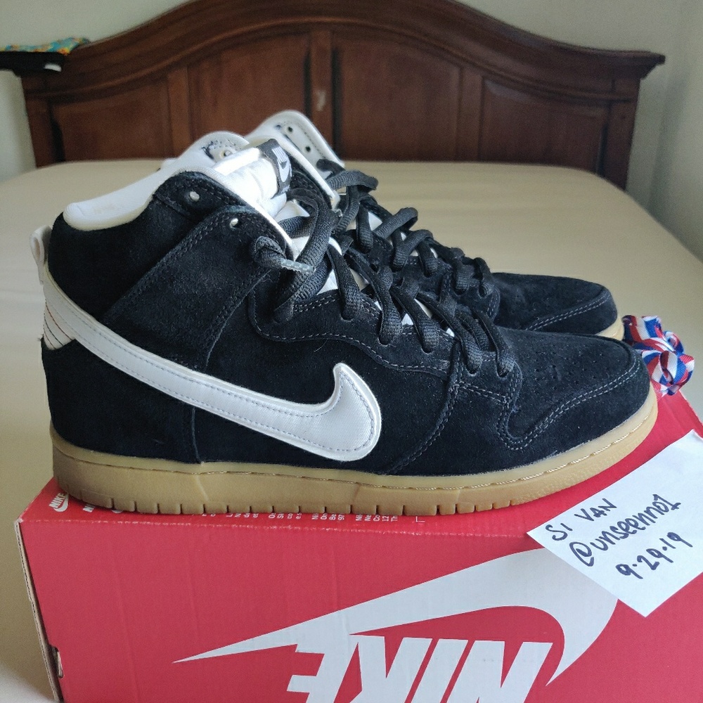 2013 dunk SB high "barbershop." Size 10
